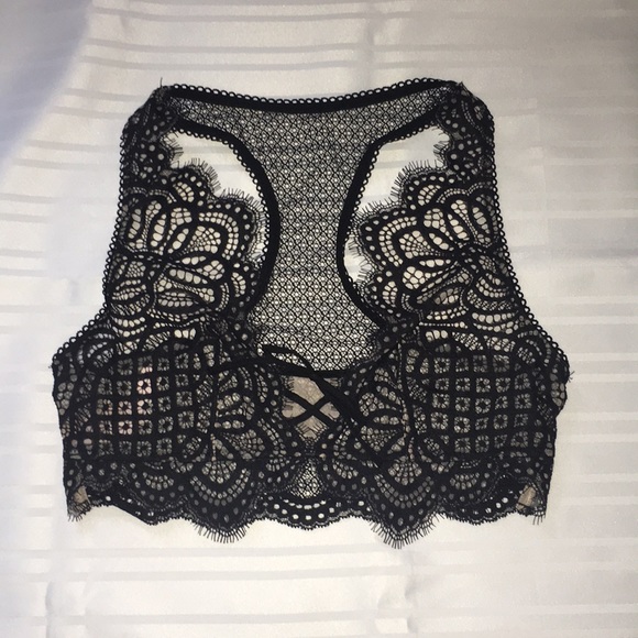 New Victoria’s Secret Dream Angels Lace Bralette - Picture 1 of 4